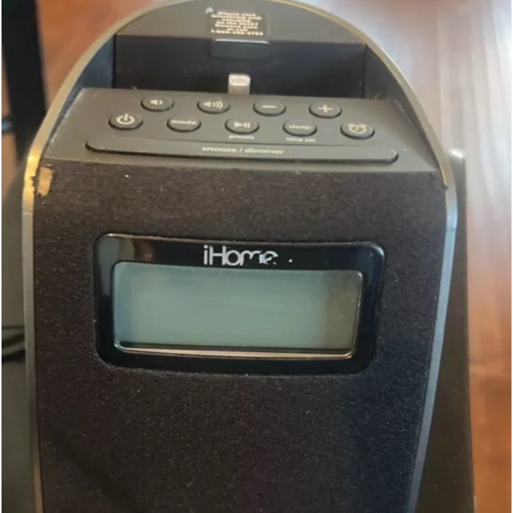 iHome Docking IPL22 Alarm Clock and Radio for iPhone iPod Lightning Connector